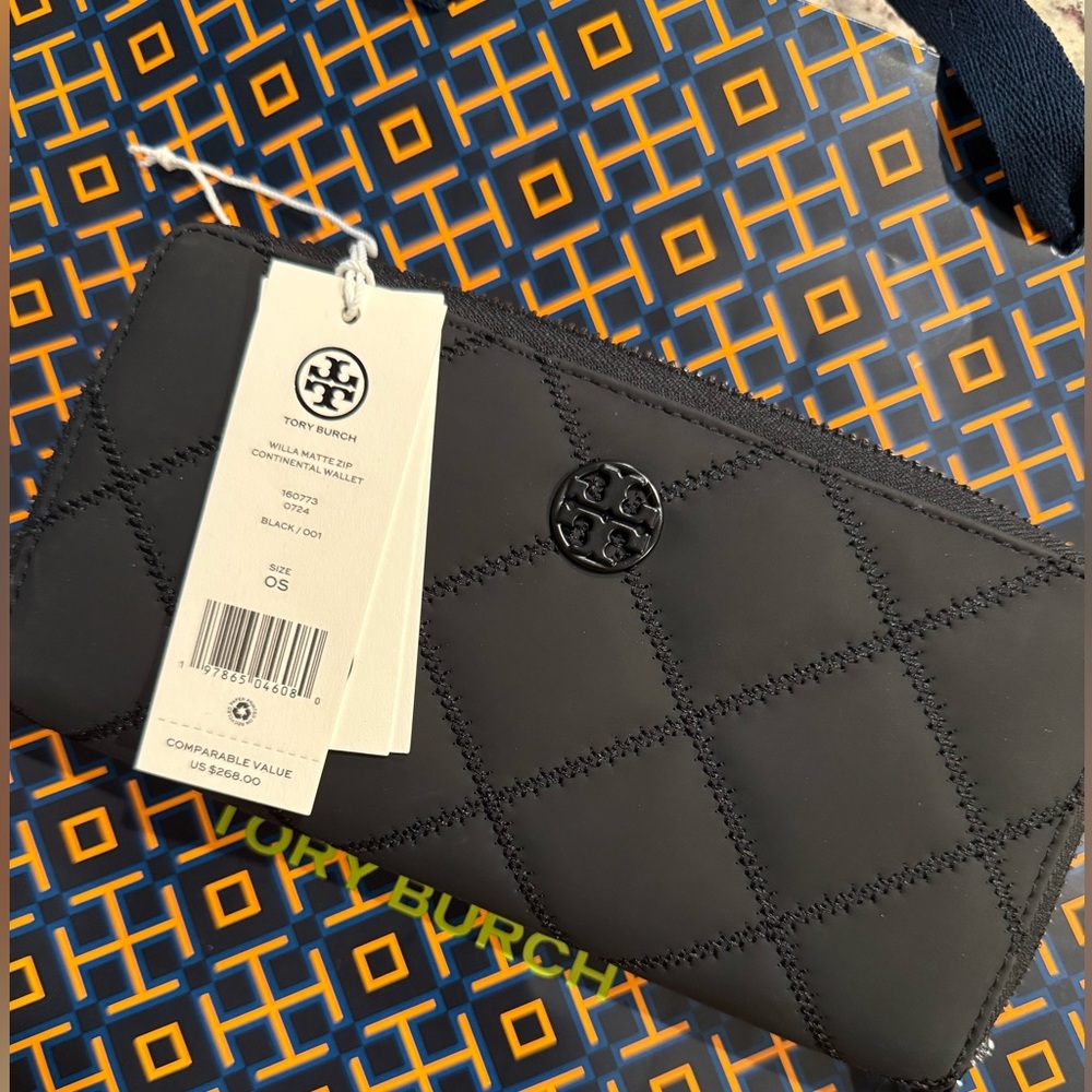 Tory Burch Willa Matte zip Wallett